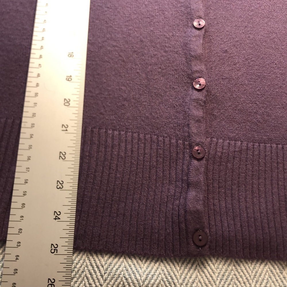 Vintage Kathie Lee Lavender Sz L Pit to Pit 22 3/4” Cardigan Sweater Acylic Soft - Picture 9 of 15